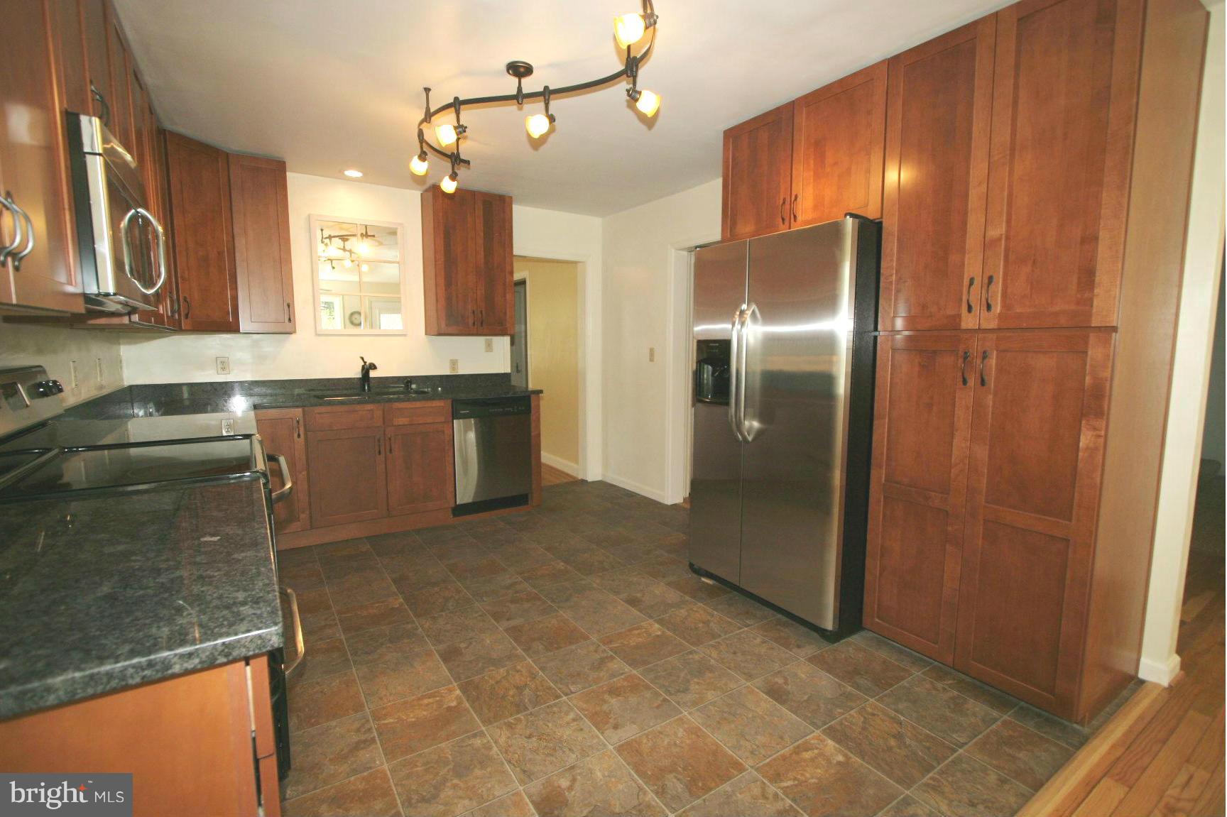 18829 Preston Road Hagerstown, MD 21742 - Photo 7 of 23 Kitchen