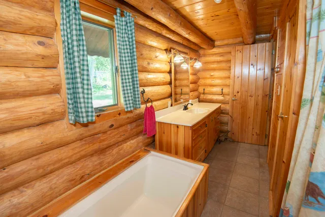 $949,000 | 16 Carlson Road, Grand Marais, MN 55604