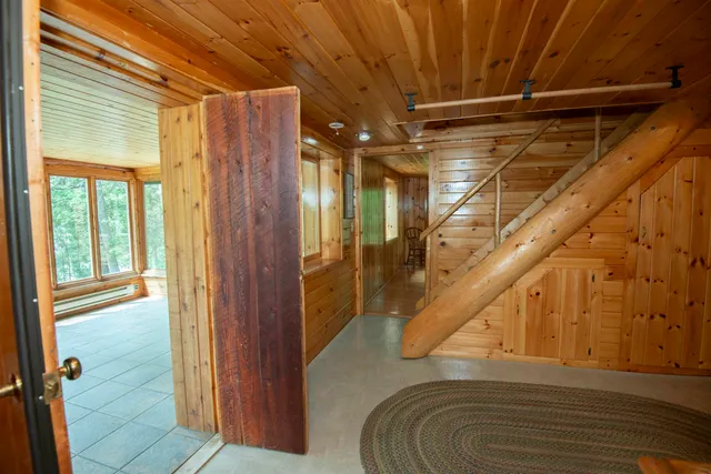 $949,000 | 16 Carlson Road, Grand Marais, MN 55604