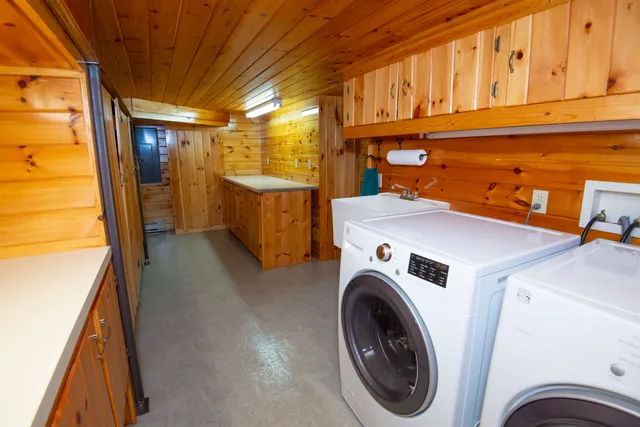 $949,000 | 16 Carlson Road, Grand Marais, MN 55604