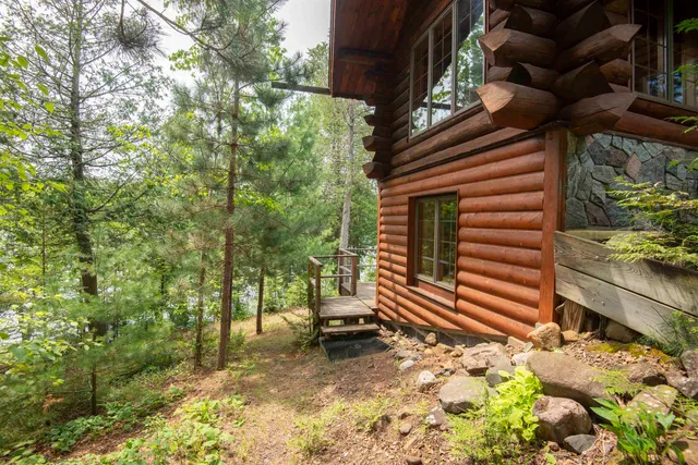 $949,000 | 16 Carlson Road, Grand Marais, MN 55604