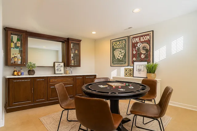 $400,000 | 1612 Myra Lane, Bloomington, IL 61704