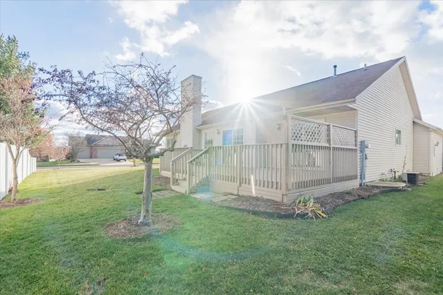 $400,000 | 1612 Myra Lane, Bloomington, IL 61704