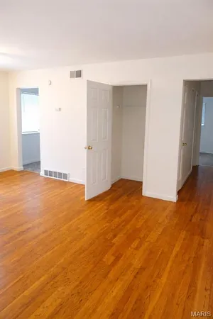 $430,000 | 5706 Thekla Avenue, St. Louis, MO 63120