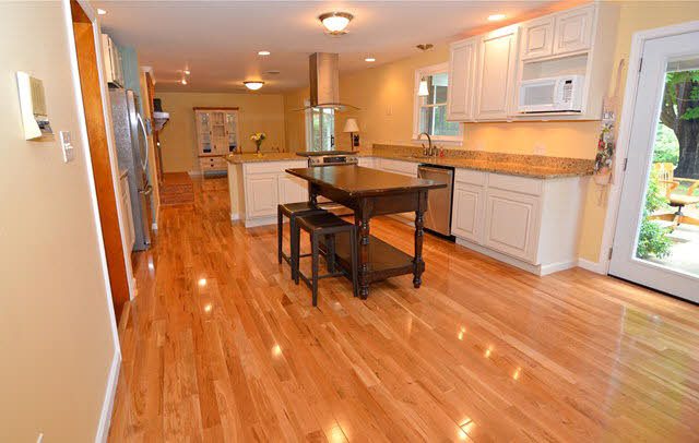 1038 Old Farms Road Luray, VA 22835 - Photo 4 of 29 Gallery Image 4