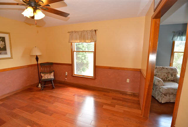 1038 Old Farms Road Luray, VA 22835 - Photo 7 of 29 Gallery Image 7