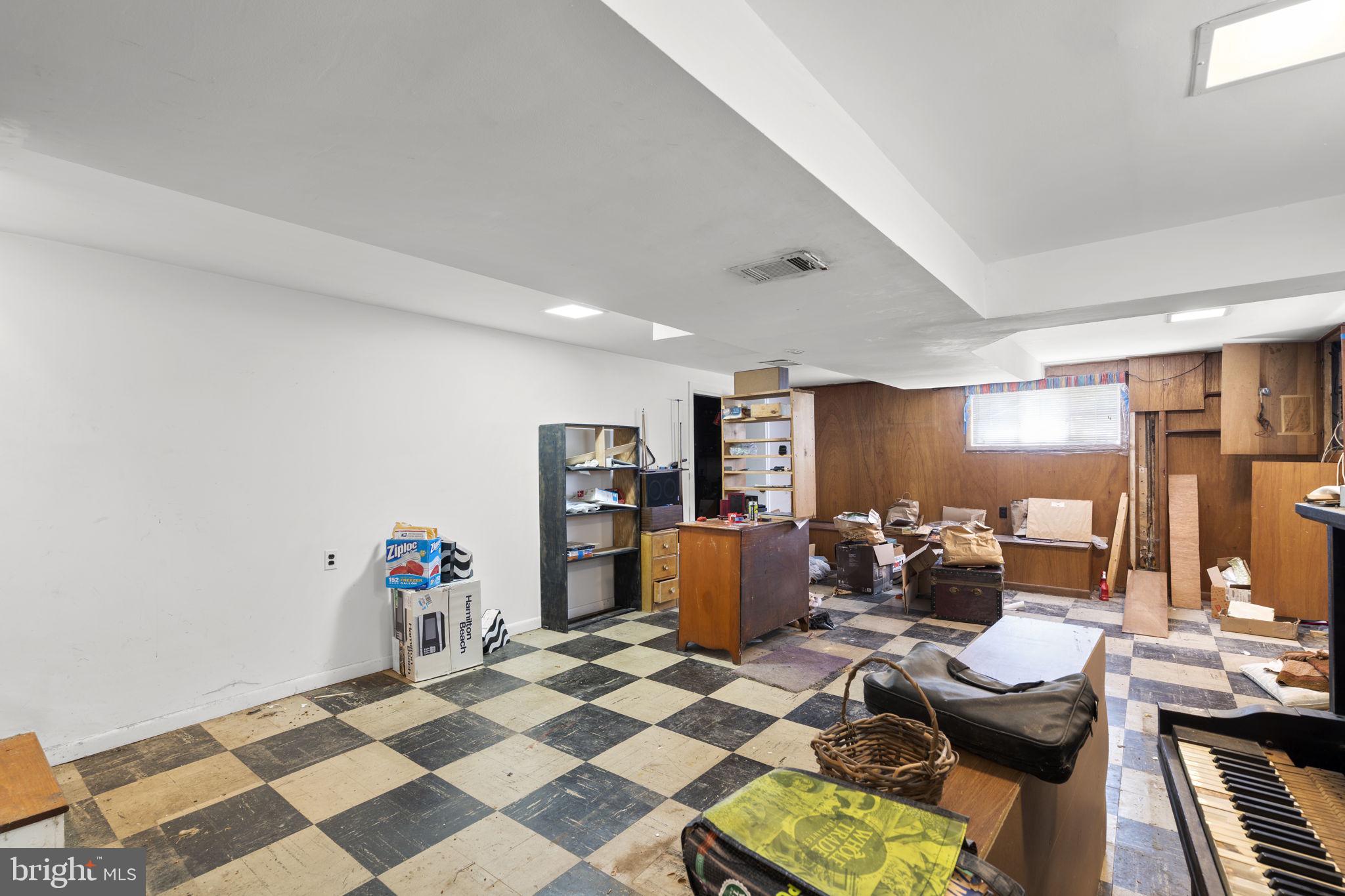 507 Harding Drive Silver Spring, MD 20901 - Photo 25 of 28