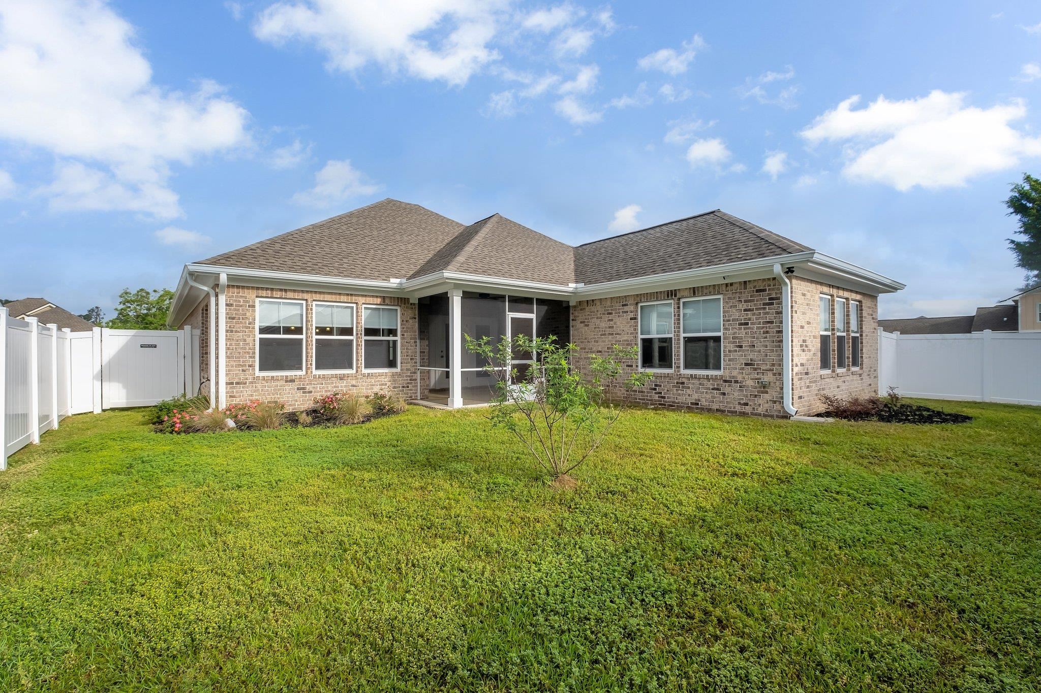 3909 Ella Drive Tallahassee, FL 32303 - Photo 3 of 35