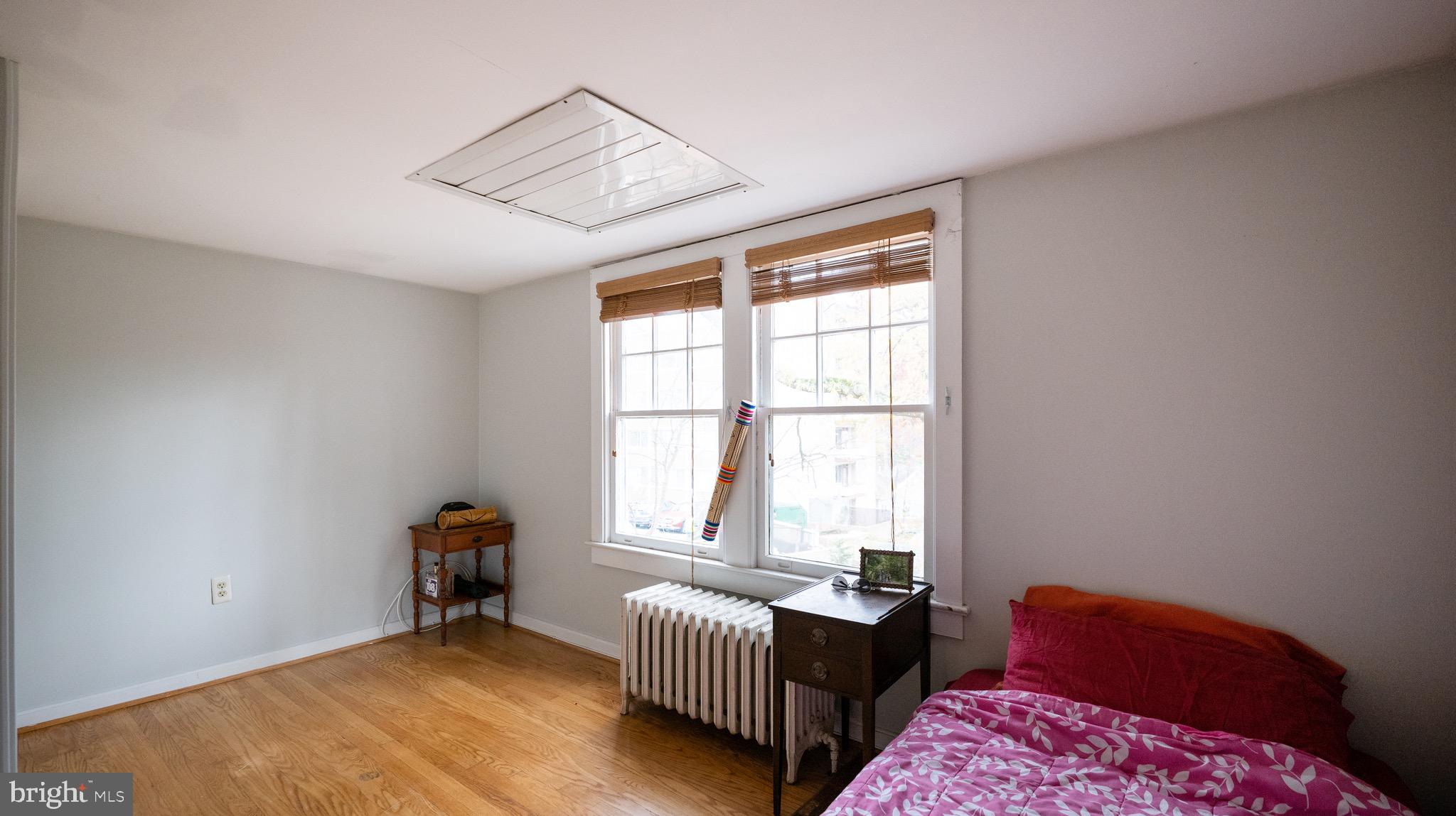 411 Silver Spring Avenue Silver Spring, MD 20910 - Photo 17 of 25 Bedroom #3