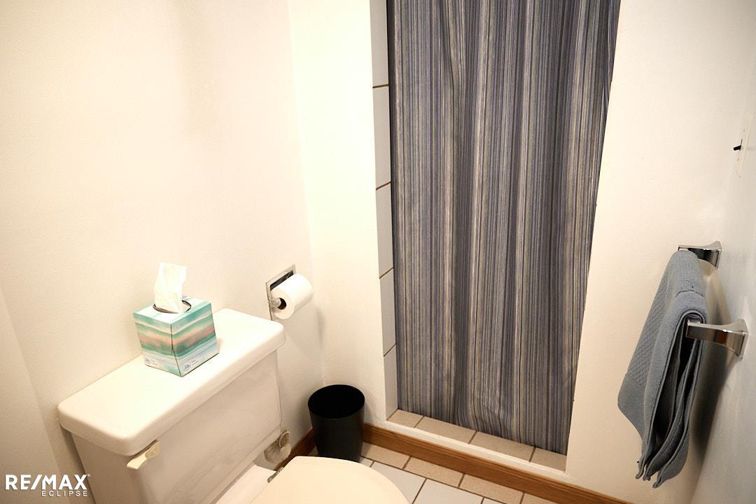 2557 Chicago Road Warren, MI 48092 - Photo 40 of 63