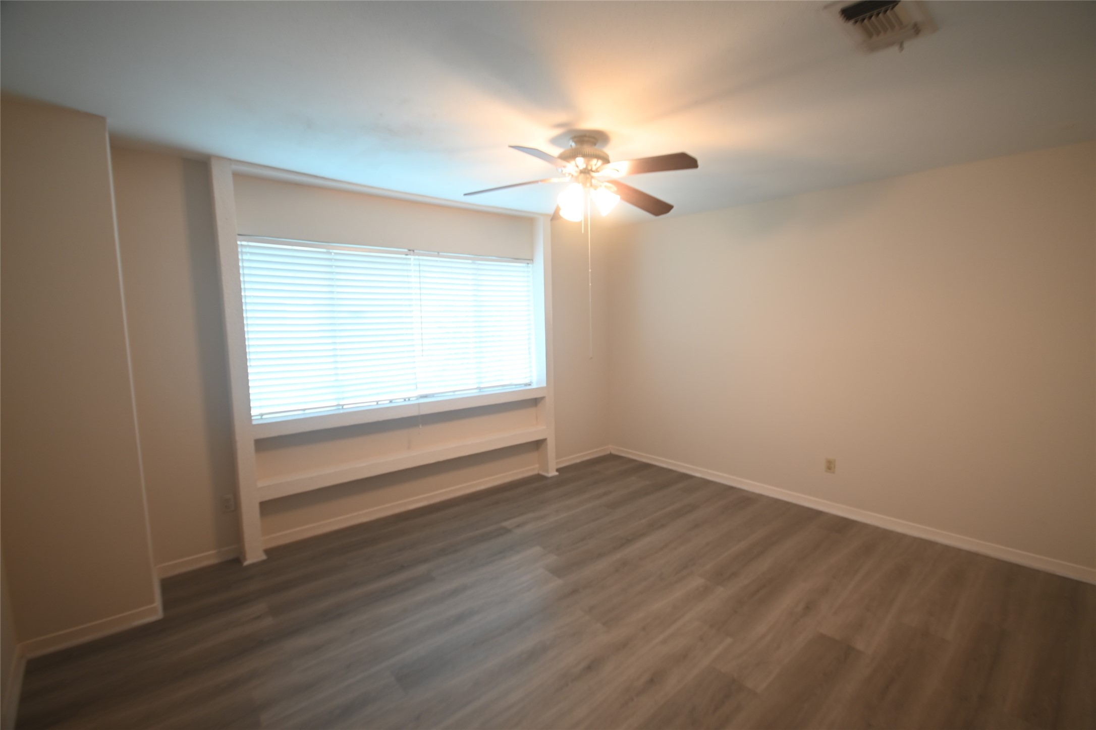 8340 La Roche Lane Houston, TX 77036 - Photo 16 of 22