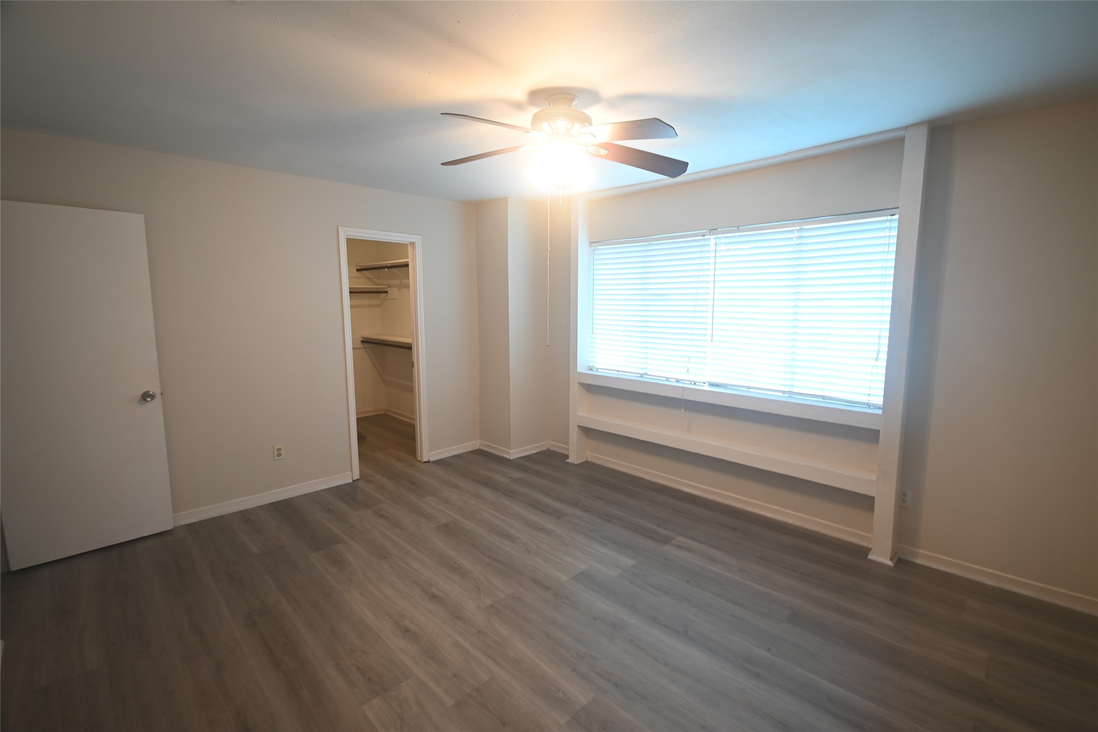 8340 La Roche Lane Houston, TX 77036 - Photo 17 of 22