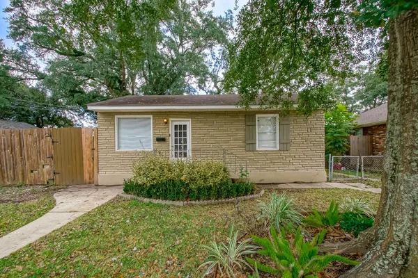 $177,000 | 233 Florida Street, River Ridge, LA 70123