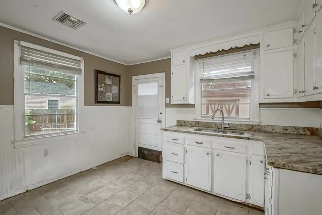 $188,000 | 233 Florida Street, River Ridge, LA 70123