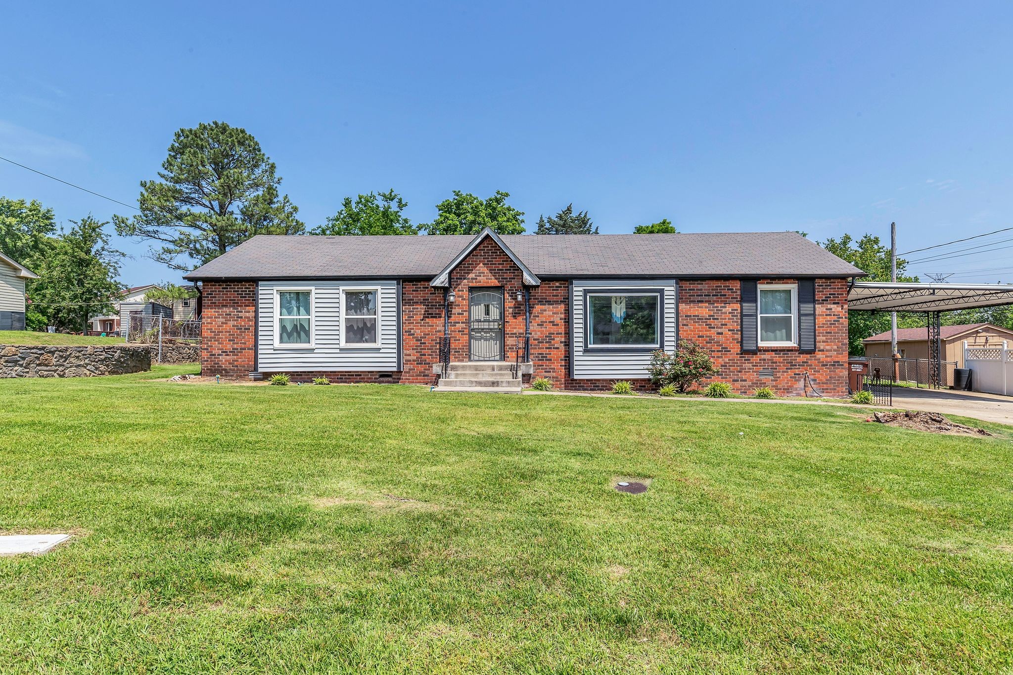 1141 Apple Valley Road Madison, TN 37115 - Photo 6 of 33