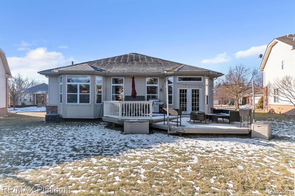 4961 Carrington Drive Rochester, MI 48306 - Photo 32 of 37