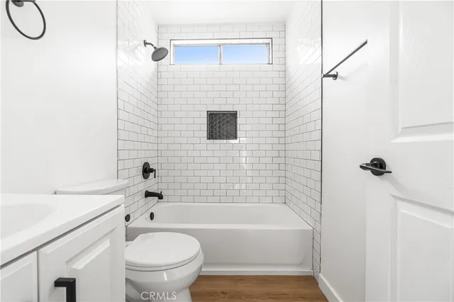 $1,400,000 | 663 West 2nd Street, San Pedro, CA 90731