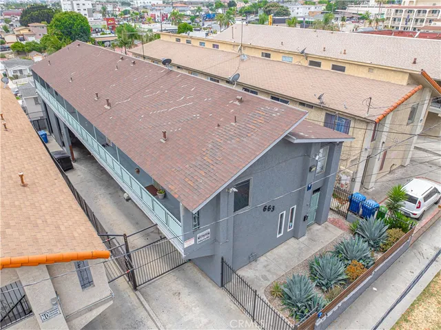 $1,400,000 | 663 West 2nd Street, San Pedro, CA 90731