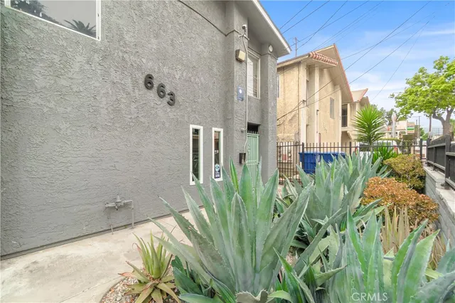 $1,400,000 | 663 West 2nd Street, San Pedro, CA 90731