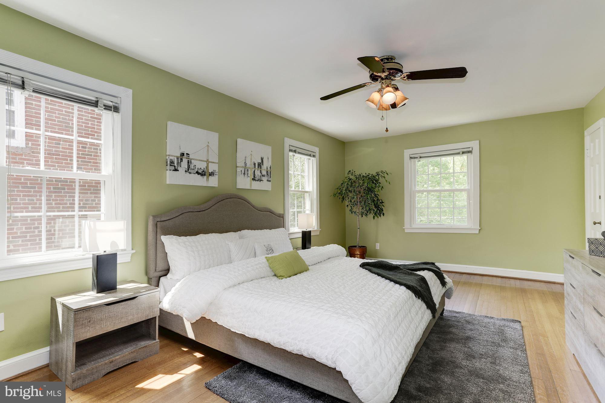 1652 Roxanna Road Northwest Washington, DC 20012 - Photo 12 of 29 Bedroom (Master)