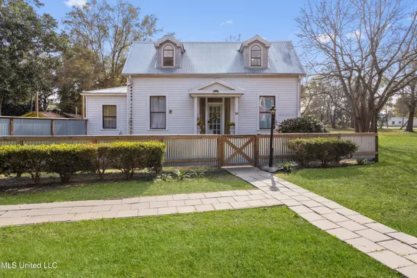 $455,000 | 1127 19th Street, Gulfport, MS 39501