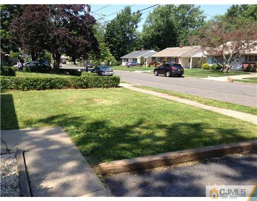 10 Comstock Road Edison, NJ 08817 - Photo 15 of 15