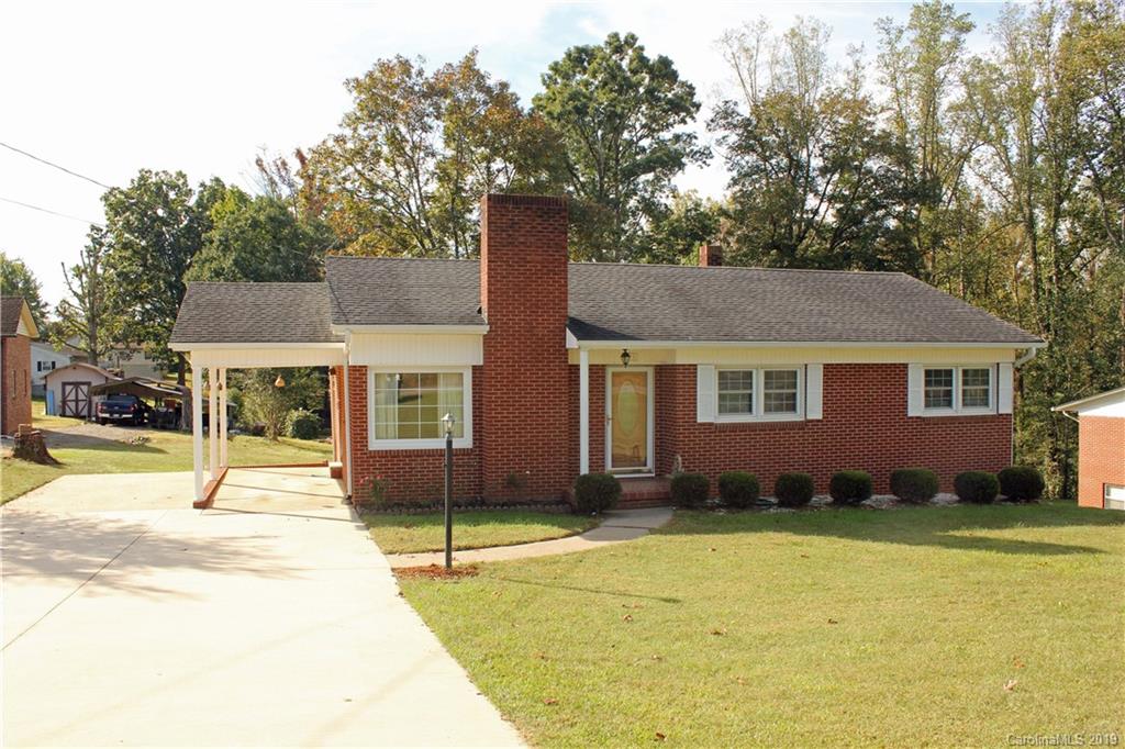 3815 Powerhouse Road Morganton, NC 28655 - Photo 2 of 30 Gallery Image 2