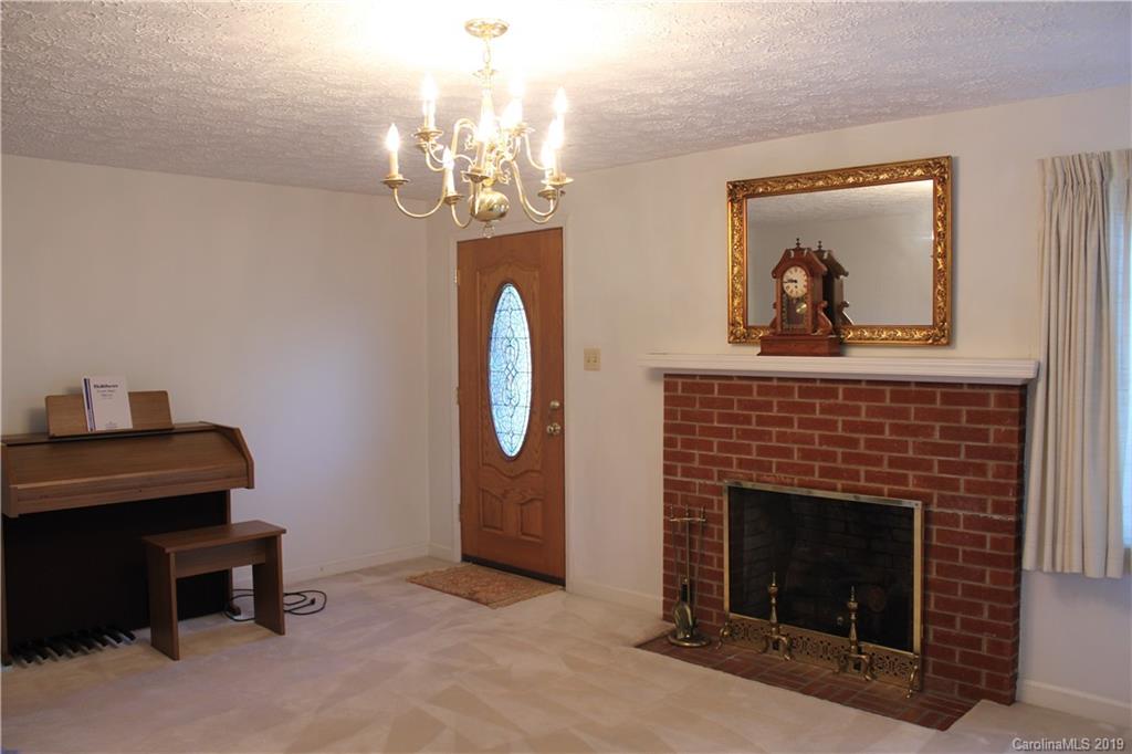 3815 Powerhouse Road Morganton, NC 28655 - Photo 11 of 30 Gallery Image 11