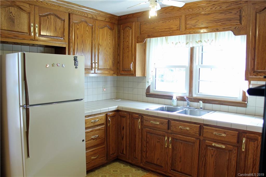3815 Powerhouse Road Morganton, NC 28655 - Photo 22 of 30 Gallery Image 22