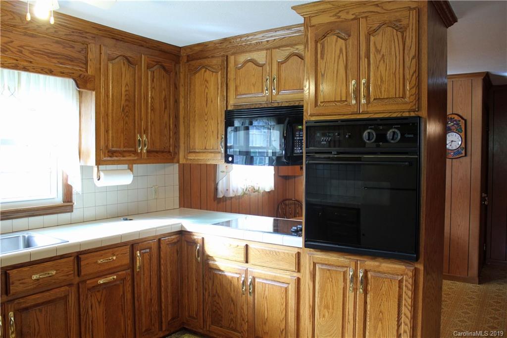 3815 Powerhouse Road Morganton, NC 28655 - Photo 23 of 30 Gallery Image 23