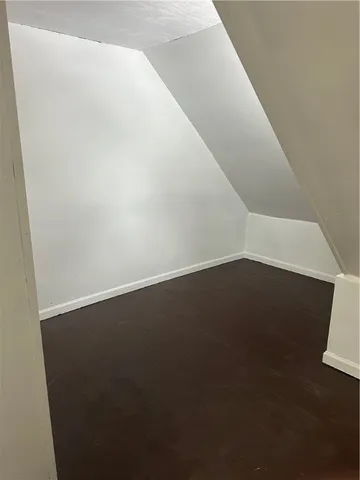 $1,500 | 557 Glide Street, Rochester, NY 14606