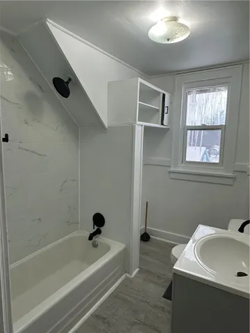 $1,500 | 557 Glide Street, Rochester, NY 14606