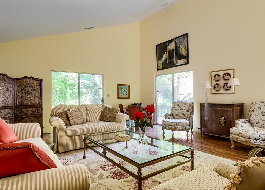 85 Aylesbury Road Worcester, MA 01609 - Photo 17 of 36 Gallery Image 17