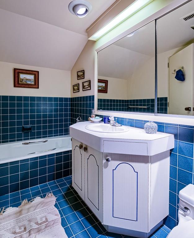 85 Aylesbury Road Worcester, MA 01609 - Photo 23 of 36 Gallery Image 23