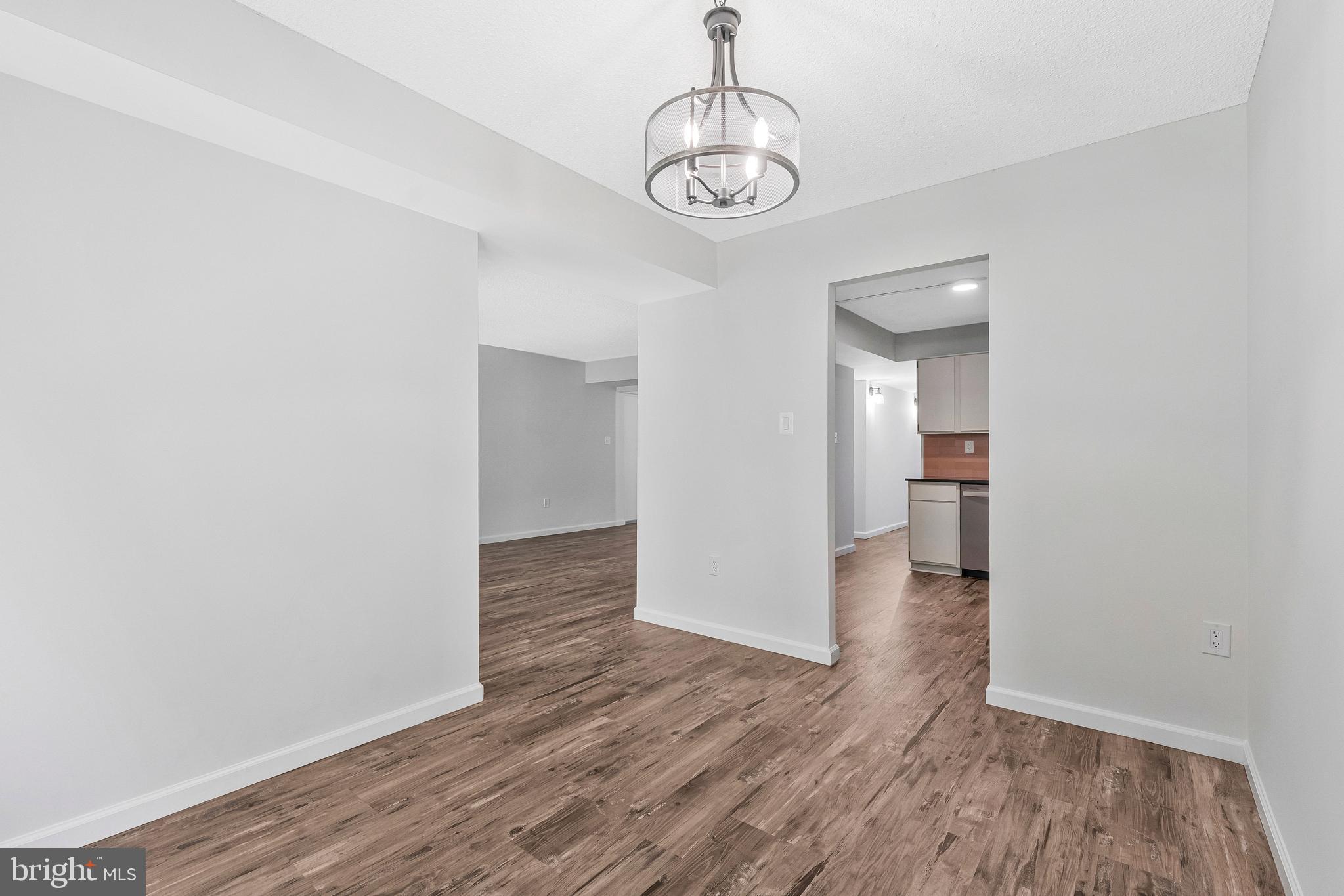 2210 Springwood Drive, Unit 107 Reston, VA 20191 - Photo 9 of 26 Dining Room 1