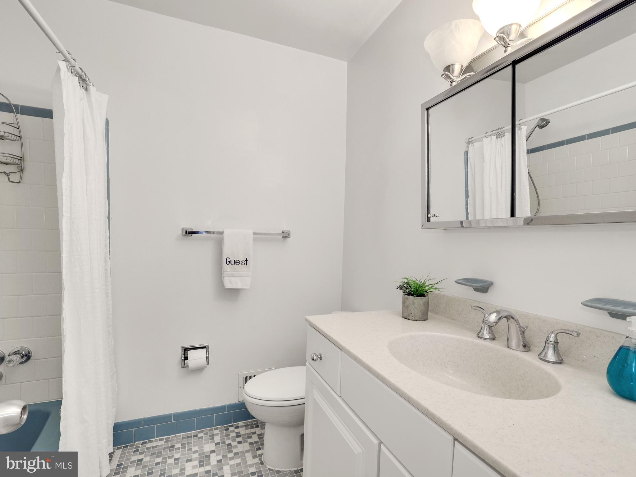 2704 Woodedge Road Silver Spring, MD 20906 - Photo 13 of 33 Owner's Bathroom