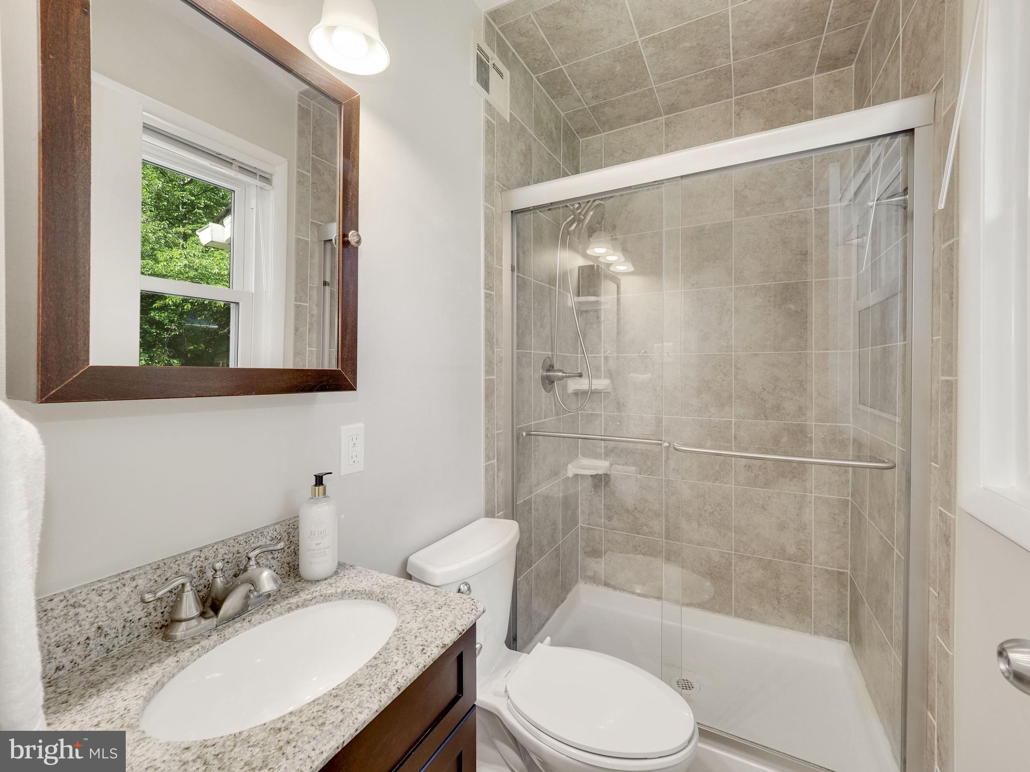 2704 Woodedge Road Silver Spring, MD 20906 - Photo 15 of 33 Bathroom 2
