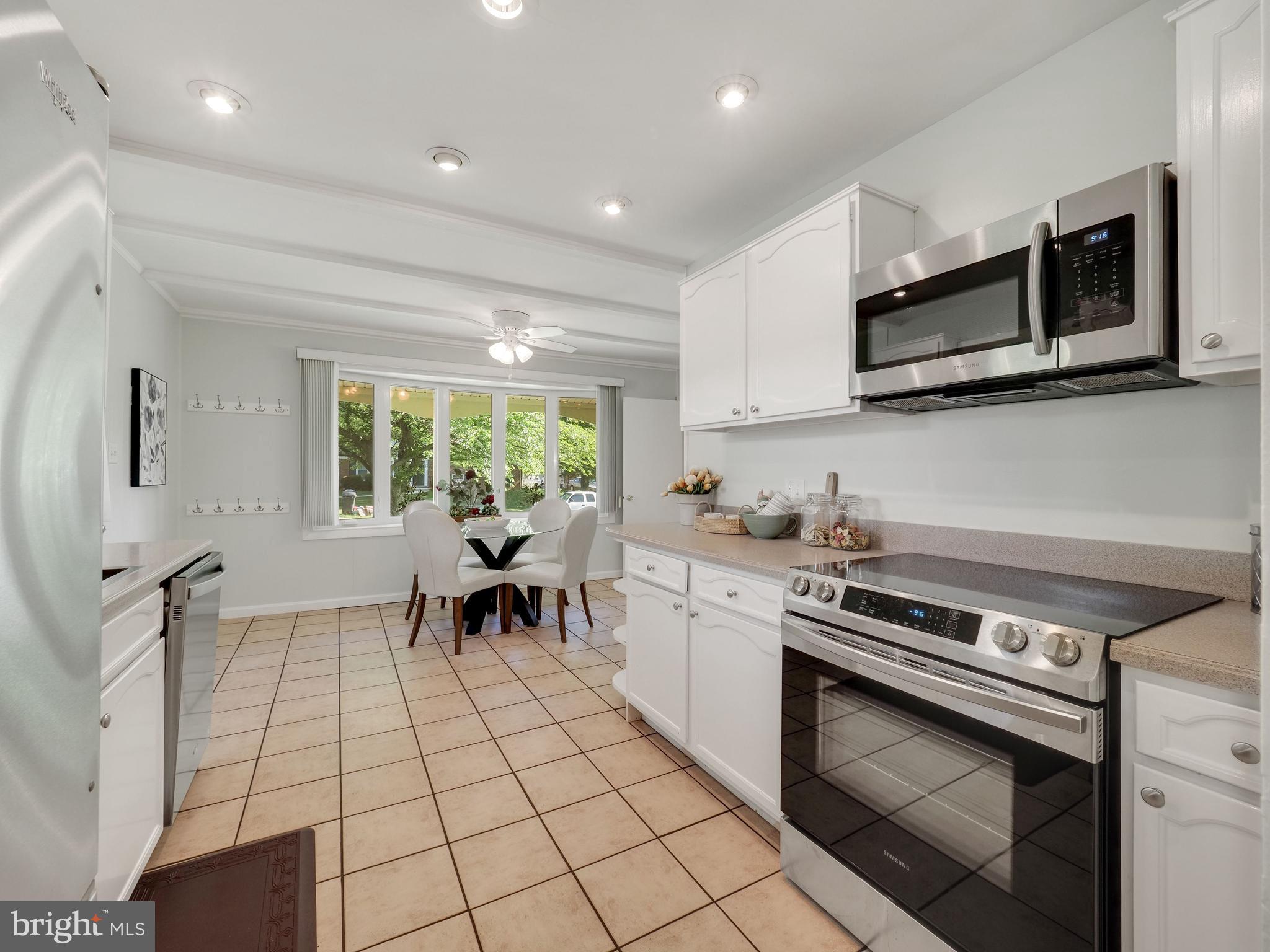 2704 Woodedge Road Silver Spring, MD 20906 - Photo 6 of 33 Kitchen