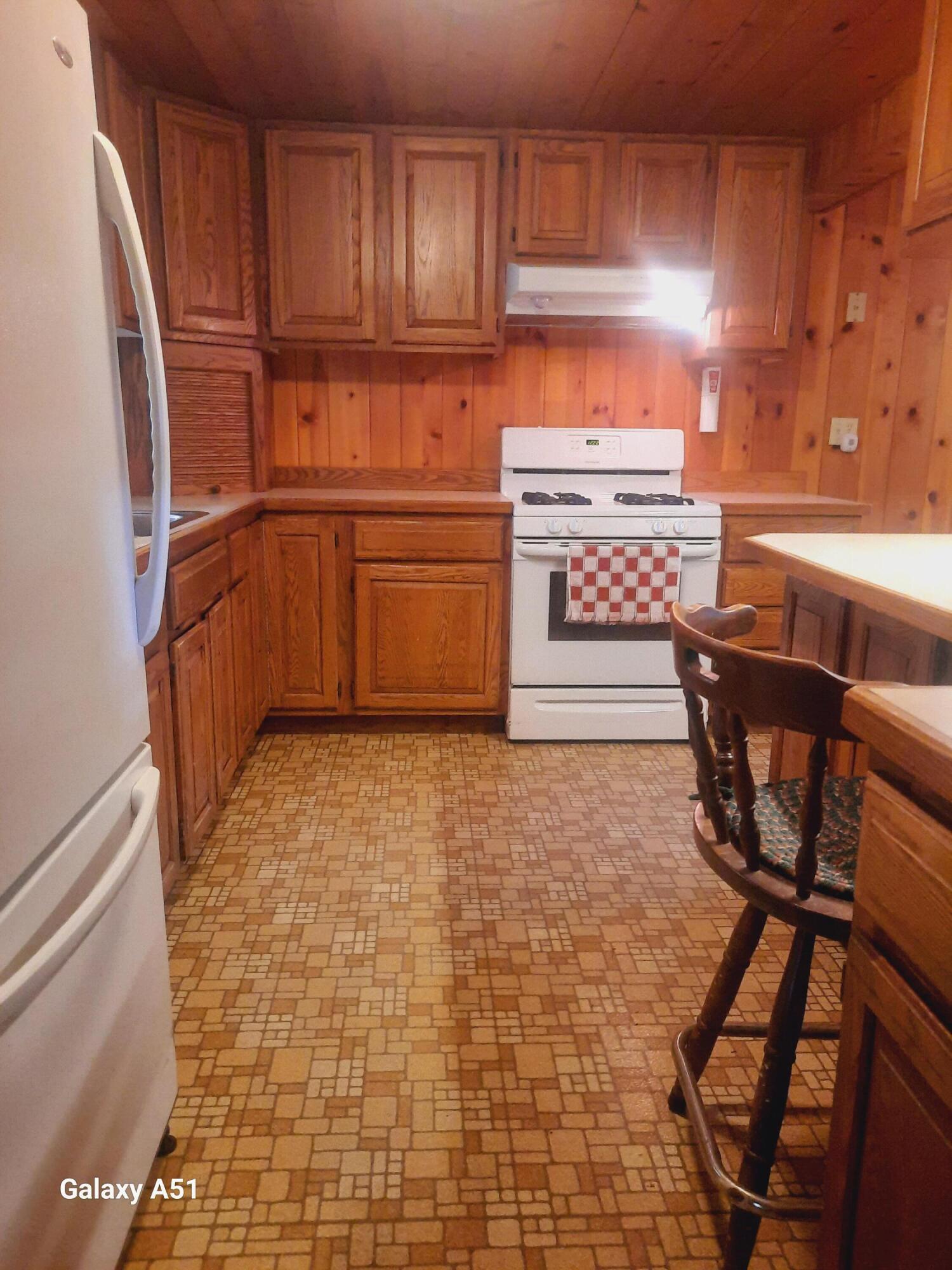 16822 7 Mile Road Stanwood, MI 49346 - Photo 13 of 62 20230723_124105