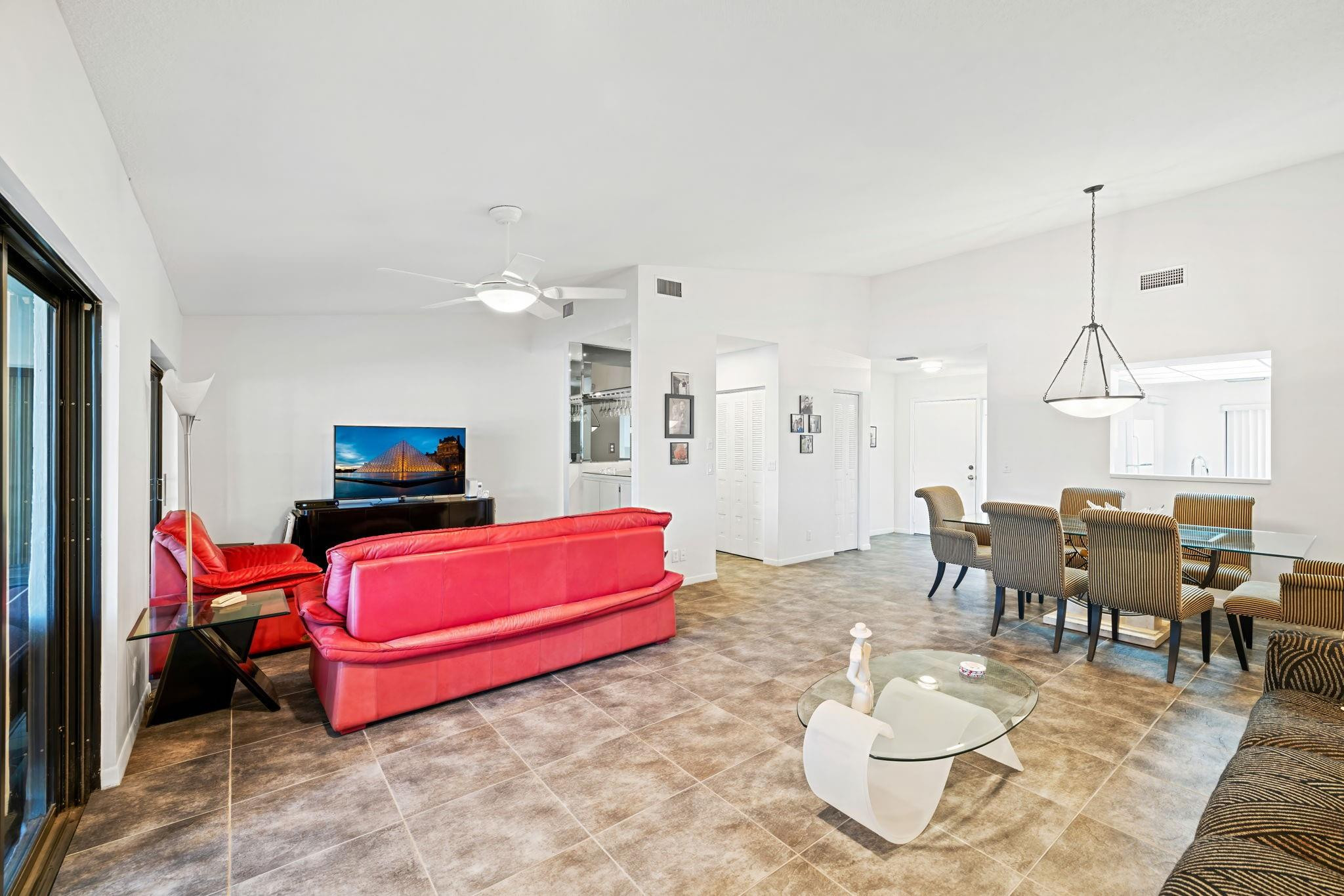 10894 Lake Front Place, Unit 10894 Boca Raton, FL 33498 - Photo 9 of 23 Photo 9