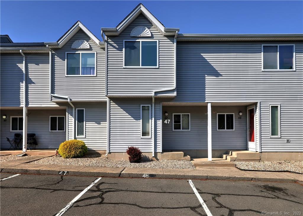 155 Redstone Hill Road, Unit 47 Bristol, CT 06010 - Photo 1 of 1 Gallery Image 1