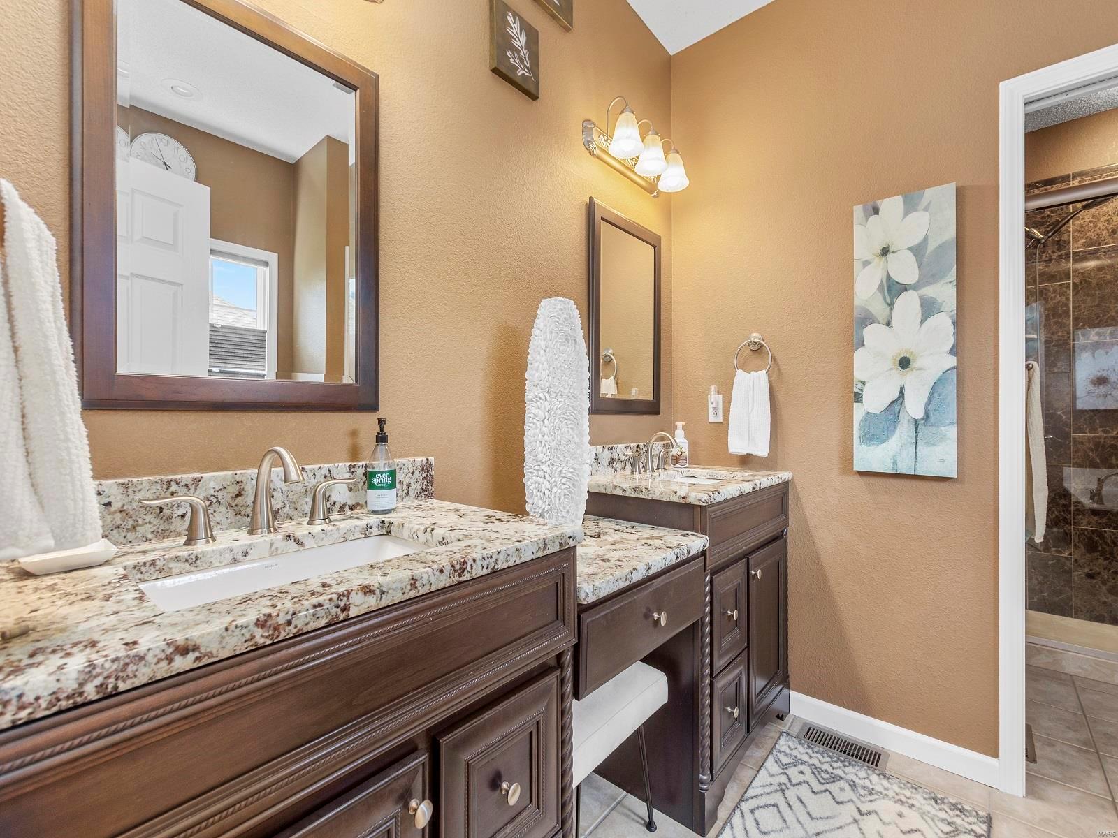 202 Country Ridge Columbia, IL 62236 - Photo 23 of 44