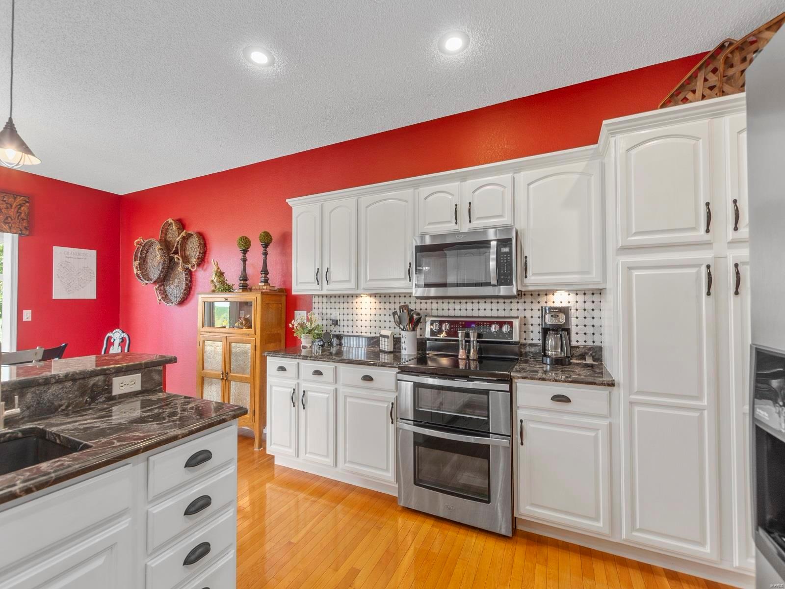 202 Country Ridge Columbia, IL 62236 - Photo 28 of 44