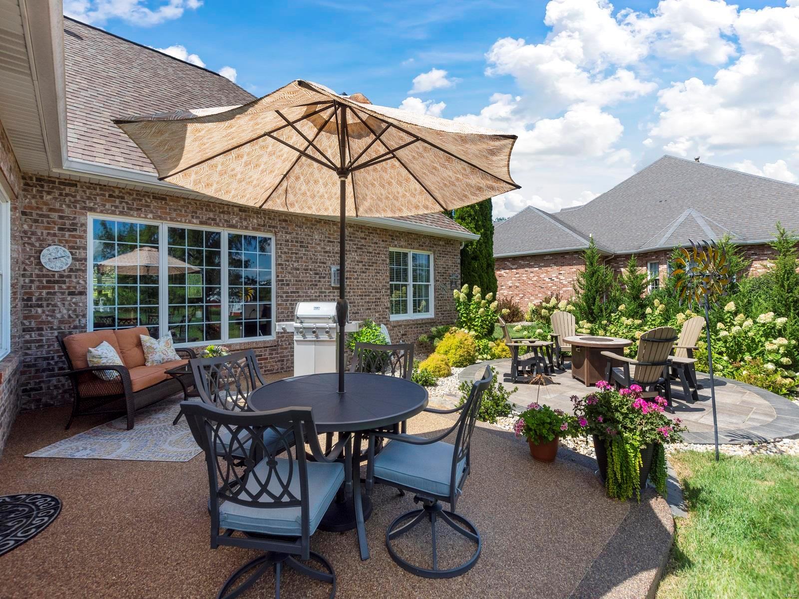 202 Country Ridge Columbia, IL 62236 - Photo 8 of 44