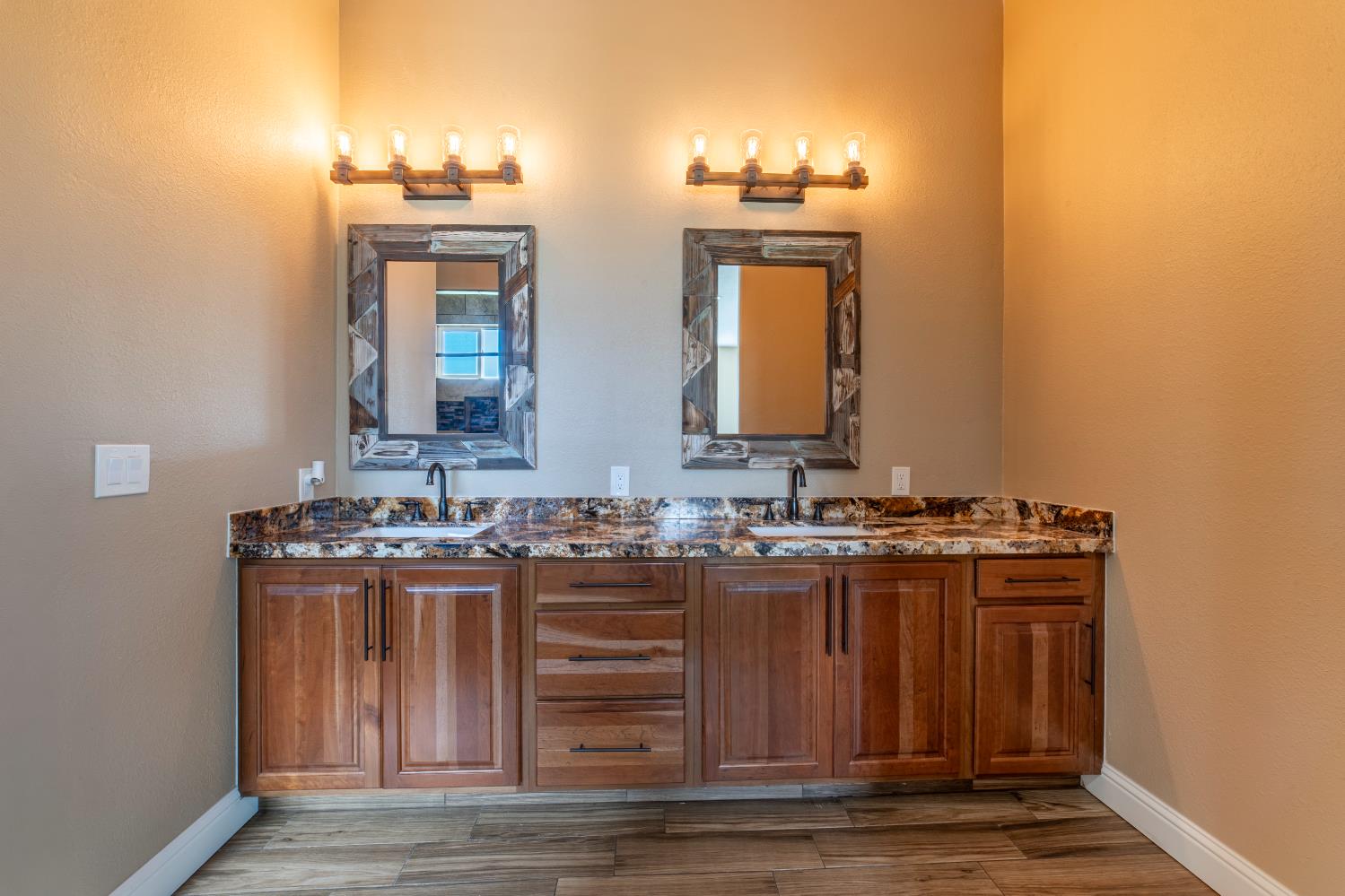 2906 Ranchito Drive La Grange, CA 95329 - Photo 16 of 46