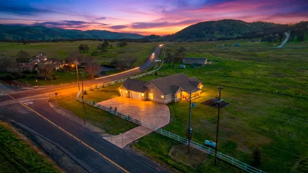 $1,299,999 | 2906 Ranchito Drive, La Grange, CA 95329