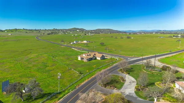 $1,299,999 | 2906 Ranchito Drive, La Grange, CA 95329