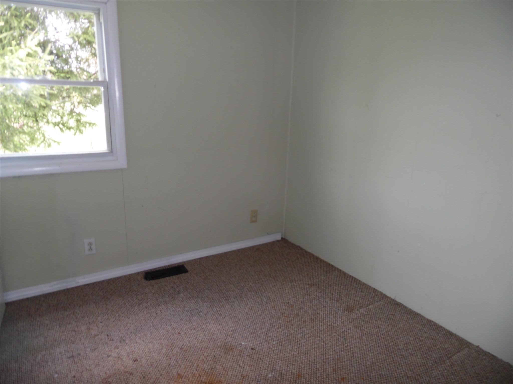 8 Crumley Van Vactor Road Ferndale, NY 12734 - Photo 19 of 24 an empty room with a window