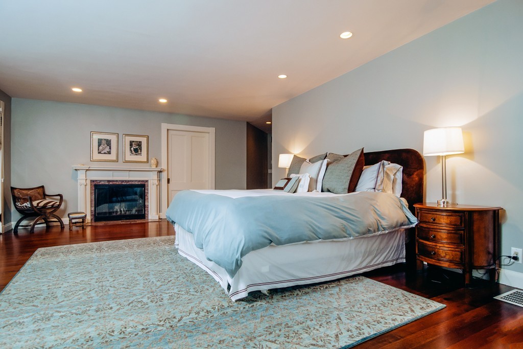 11 Littles Point Road Swampscott, MA 01907 - Photo 13 of 29 Gallery Image 13