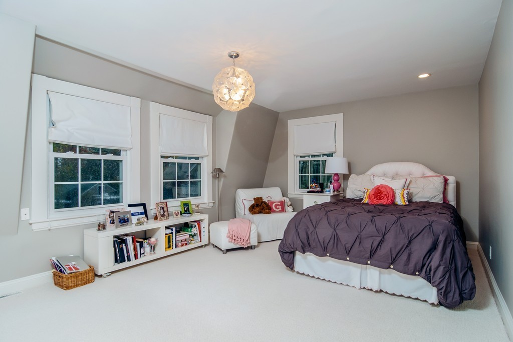11 Littles Point Road Swampscott, MA 01907 - Photo 16 of 29 Gallery Image 16